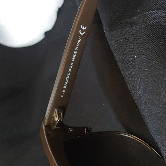 Balenciaga cat eye sunglasses - Picture 4 of 5